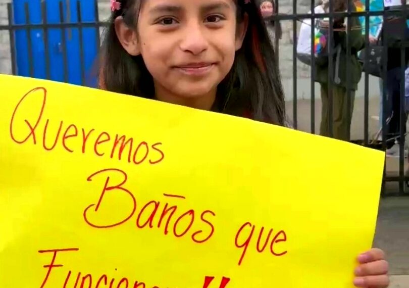 Dignidad escolar en South Philly: Familias latinas y estudiantes se levantan contra el abandono institucional