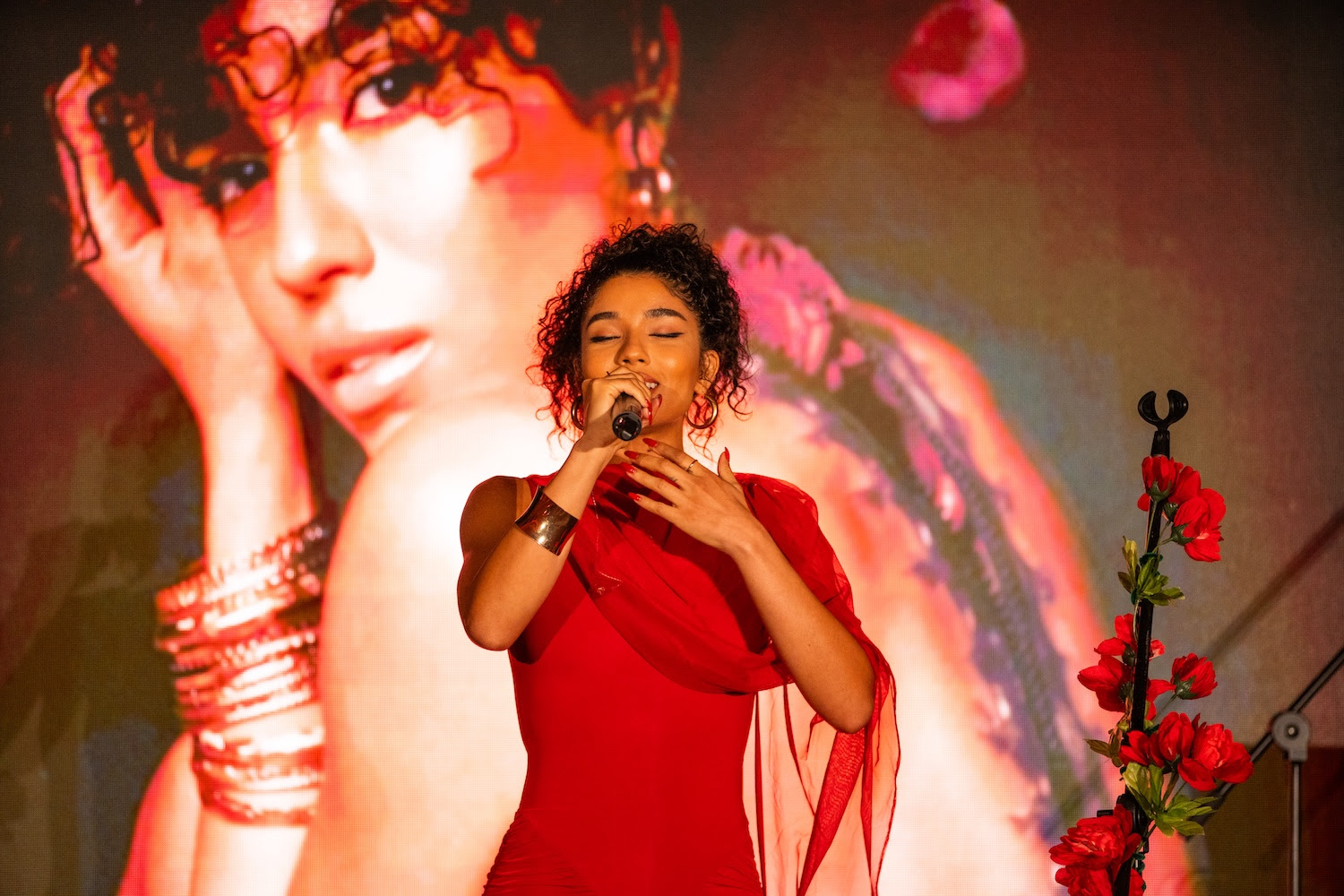 Yovanna Ventura participó en encuentro benéfico